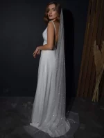 긴 반짝이는 신부 베일 럭셔리 샤인 웨딩 베일 스팽글 대성당 길이의 황금색 톤 빗 V101 - 이미지 6