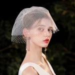 여성용 웨딩 낚시 그물 및 새장 베일에 적합한 흰색 우아한 신부 베일 - 이미지 4