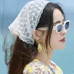 여성 프랑스어 컨트리 스타일 레이스 메쉬 삼각형 스카프 봄 여름 꽃 머리 스카프 우아한 Headwrap 보헤미안 헤어 액세서리 - 이미지 3