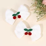 2Pcs Kawaii 흰색 체리 활 헤어 클립 여자를위한 꽃 자수 머리핀 어린이 일일 헤어핀 머리 장식 헤어 액세서리 - 이미지 3