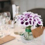 6개 인조 칼라 백합 꽃 PU 조화 웨딩 부케 신부 DIY 꽃 장식 실내 집 방 사무실 테이블 장식 - 이미지 5