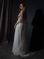 긴 반짝이는 신부 베일 럭셔리 샤인 웨딩 베일 스팽글 대성당 길이의 황금색 톤 빗 V101 - 이미지 5