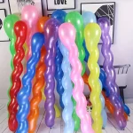 20/50pcs 결혼식, 생일, 기념일, 졸업, 휴일, 파티를위한 여러 가지 빛깔의 나선형 긴 풍선 독특한 트위스트 풍선 - 이미지 2